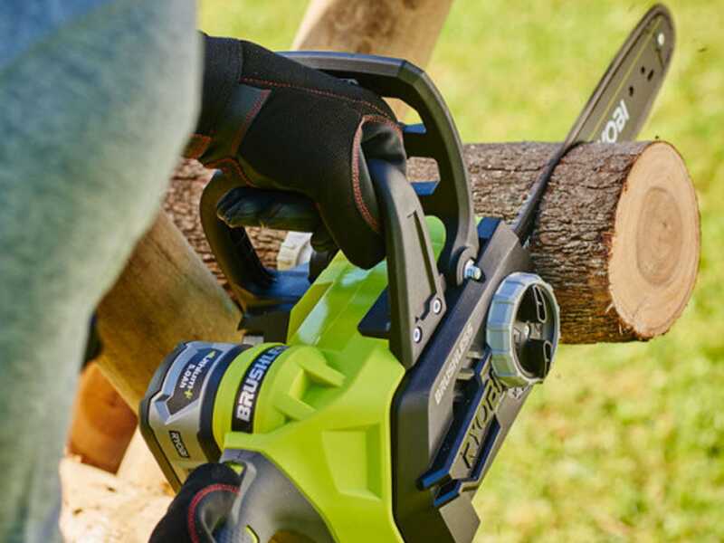 RYOBI RCS18X30-50F - Tron&ccedil;onneuse &agrave; batterie 18 V 5 Ah  - Guide 30 cm