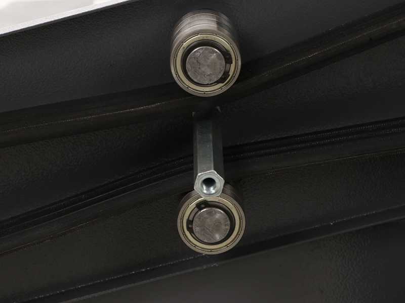 BlackStone SG 420 L ES PRO -  Rogneuse de souches - Moteur Loncin de 420 cm3 - Disque de coupe avec 8 marteaux en carbure de tungst&egrave;ne