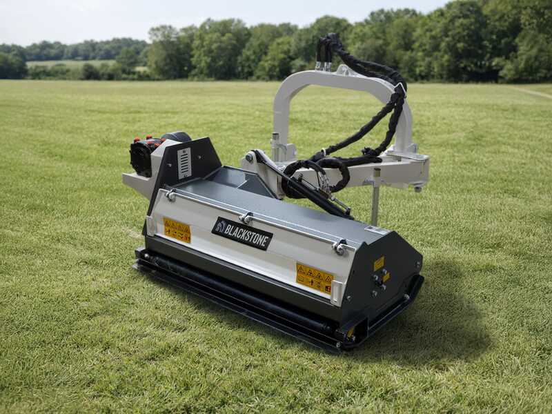BlackStone BVM 140 M - Broyeur d'accotement lat&eacute;ral &agrave; bras pour tracteur - S&eacute;rie medium