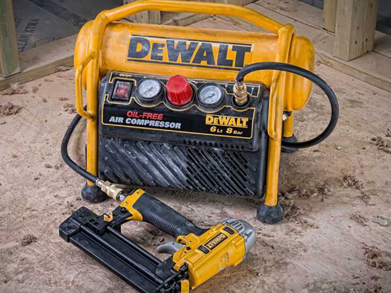 Compresseur d'air &eacute;lectrique compact portatif DEWALT DPC6MRC-QS - moteur de 1.5 CV - cuve de 6 lt