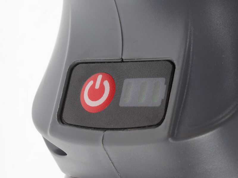 S&eacute;cateur &agrave; batterie de taille Ausonia Nativa Medium - 2 batteries 16.8V - 2.5Ah offertes