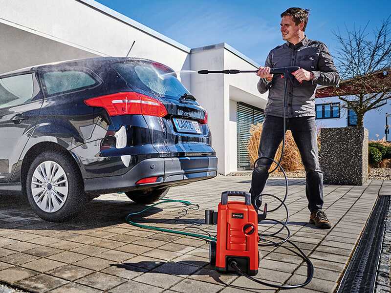 Einhell TC-HP 130 - Nettoyeur haute pression &agrave; froid compact et portatif - 130 bars - d&eacute;bit 390 L/h