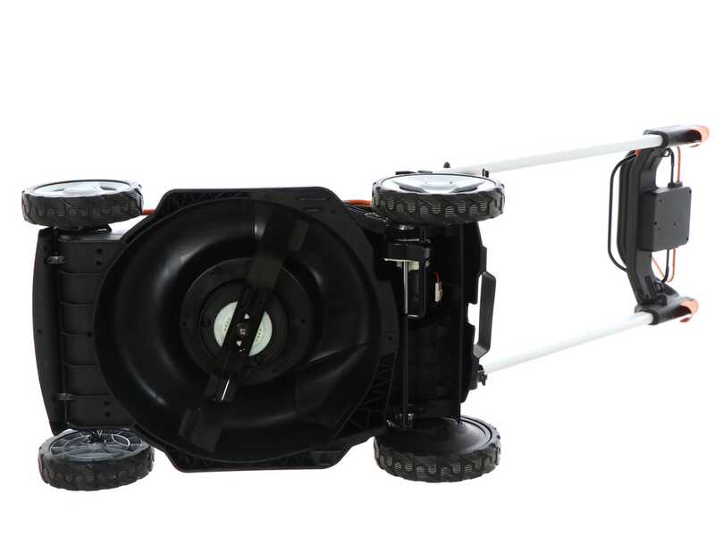 Worx Nitro WG749E - Tondeuse &agrave; gazon tract&eacute;e &agrave; batterie - 2x20V/4Ah - coupe de 46 cm