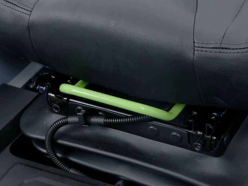 EGO ZT4201E-L Z6 - Tracteur tondeuse &agrave; batterie  - 56V - 40Ah - Z&eacute;ro rayon de braquage