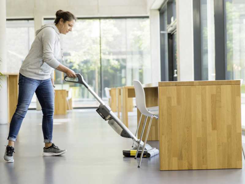 KARCHER BR 30/1 C Bp - Nettoyeur de sols &agrave; batterie 3 en 1 : lave, s&egrave;che, aspire - SANS BATTERIE NI CHARGEUR DE BATTERIE
