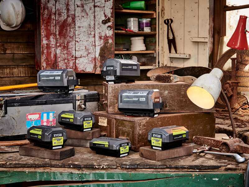 RYOBI RY18CS20A-125  - Tron&ccedil;onneuse &agrave; batterie - 18 V - 2.5 Ah  - Guide de 20 cm
