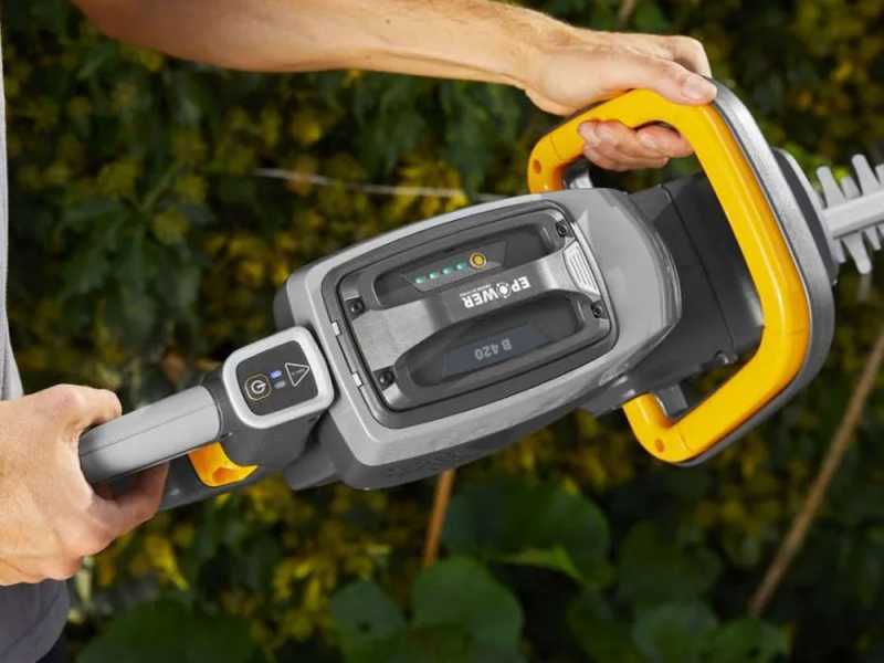  Alpina AHT 48 LI - Taille-haie &eacute;lectrique &agrave; batterie lithium 48V/2Ah - Lame de 58 cm