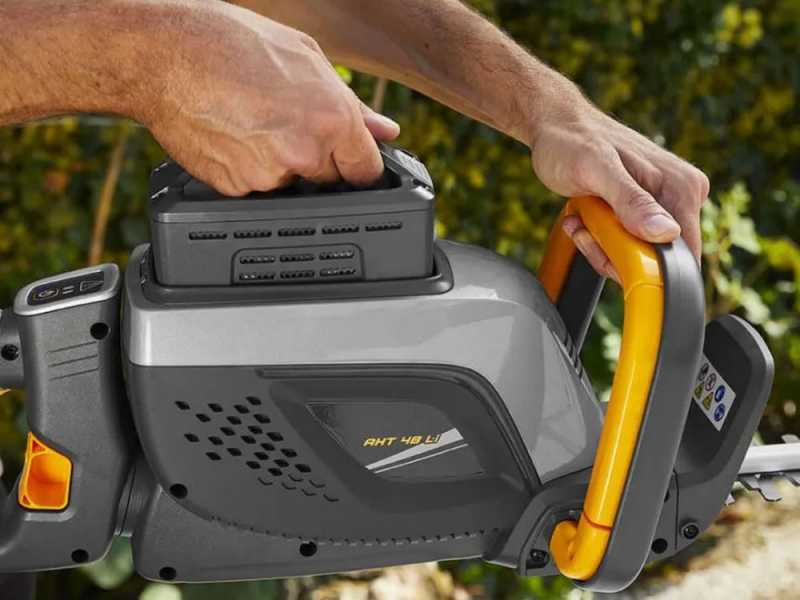  Alpina AHT 48 LI - Taille-haie &eacute;lectrique &agrave; batterie lithium 48V/2Ah - Lame de 58 cm