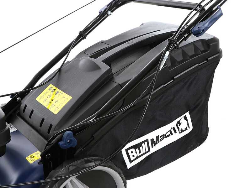 BullMach ACHILLE 51 - Tondeuse &agrave; gazon thermique tract&eacute;e - 4 en 1 -  Moteur de 224 cc - D&eacute;marrage &eacute;lectrique