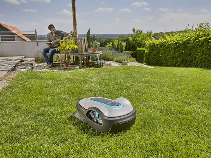 Gardena SILENO life 1000 set Smart - Robot tondeuse - Gestion Gardena Smart App - Surface conseill&eacute;e 1000 m2