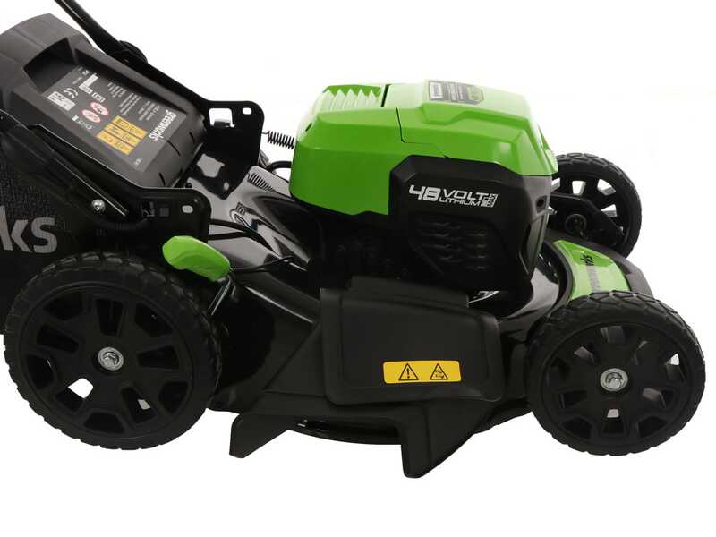 Greenworks GD48LM46SP - Tondeuse &agrave; gazon autotract&eacute;e &agrave; batterie 48V/4Ah + une batterie 48V 2Ah offerte - Coupe 46 cm