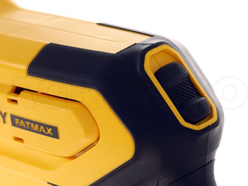 Pistolet nettoyeur haute pression &agrave; batterie STANLEY SFMCPC93M1-QW 18 - Buse 5 en 1 - SANS BATTERIE NI CHARGEUR