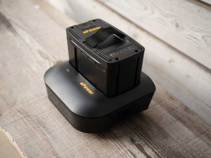 Taille-haie et Perche &eacute;lagueuse sur perche de rallonge multifonction Stiga MT 500e Kit - Batterie et chargeur inclus