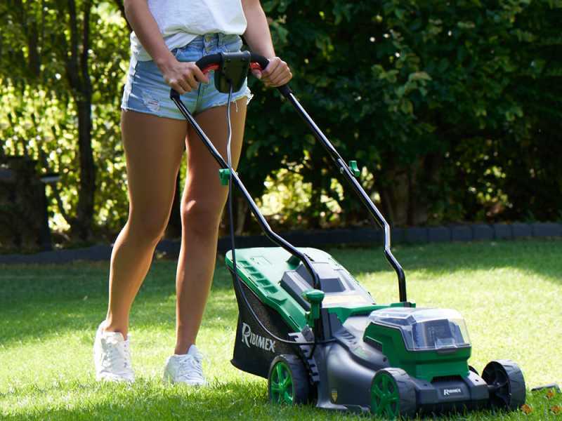 Tondeuse &agrave; pouss&eacute;e &agrave; batterie RIBIMEX PRBAT20-TON33 - Batterie de 2x20V 4Ah - Largeur de coupe 34 cm