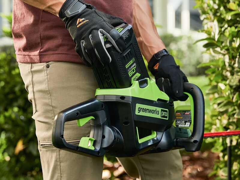 Taille-haies &eacute;lectrique &agrave; batterie Greenworks GD60HT66 60V - lame de 66 cm- SANS BATTERIE NI CHARGEUR