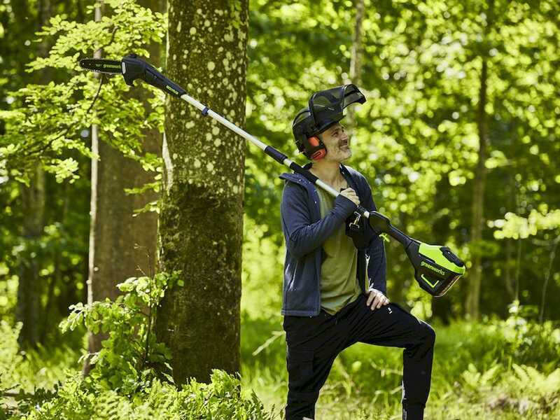 Greenworks GD60PS25 - &Eacute;lagueuse &agrave; batterie sur perche  de rallonge 60V - SANS BATTERIE NI CHARGEUR