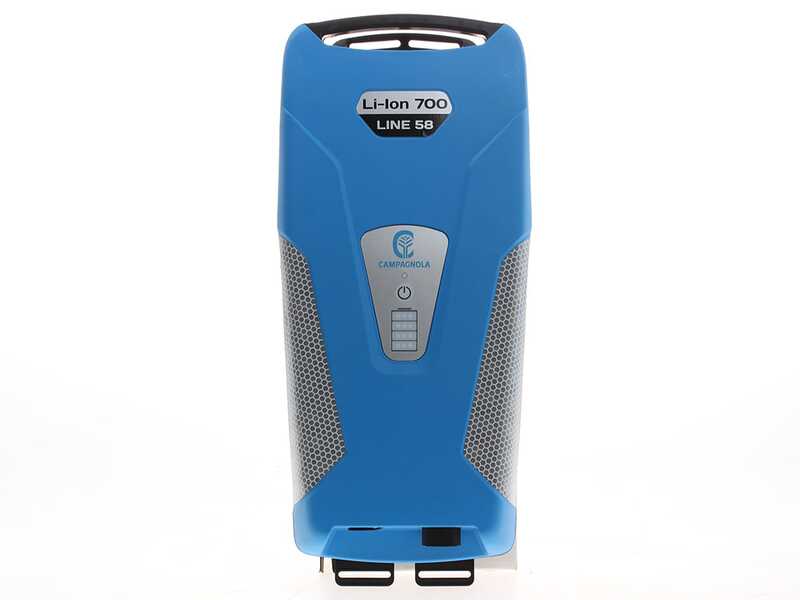 Campagnola HERCULES 58V - Perche en carbone - 235 - 320 cm - Peigne vibreur &eacute;lectrique &agrave; batterie - Batterie &agrave; dos incluse