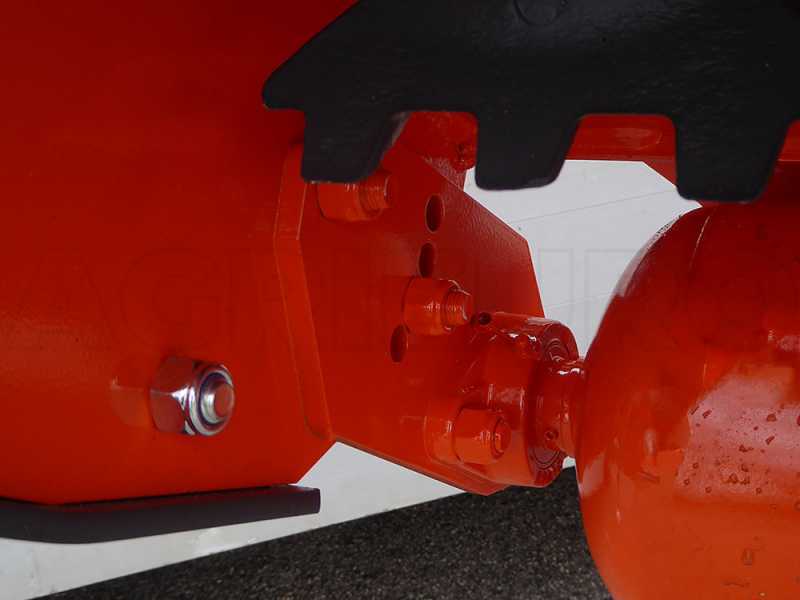 Top Line R-PS 180 - Broyeur pour tracteur - S&eacute;rie lourde - R&eacute;versible - D&eacute;port hydraulique
