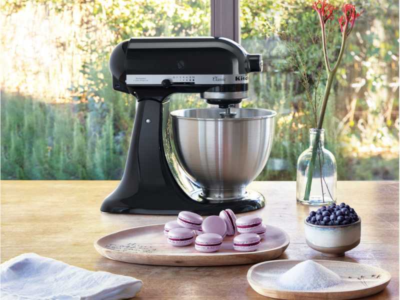 KitchenAid Classic 5K45SS Noir Onyx - Batteur m&eacute;langeur plan&eacute;taire