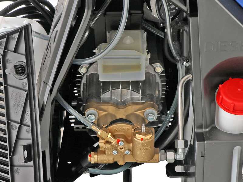 Nilfisk MH 4M - Nettoyeur &agrave; eau chaude professionnel triphas&eacute; - 860 l/h - 250 bar