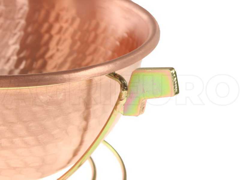 Chaudron &eacute;lectrique en cuivre martel&eacute; pour polenta - NuovaFac Cuoca Automatica base ronde 6L - 24W
