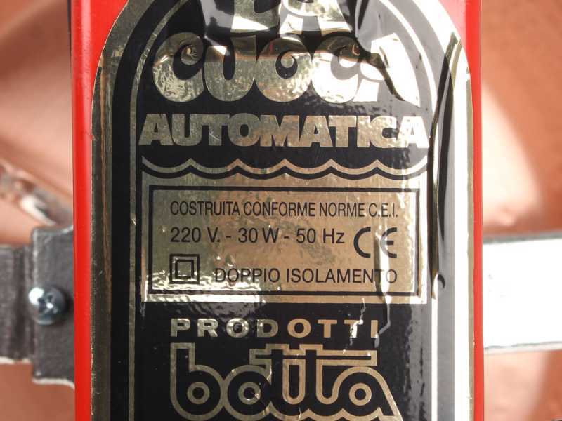 Chaudron &eacute;lectrique en cuivre martel&eacute; pour polenta NuovaFac Cuoca Automatica base plate 14L - 30W