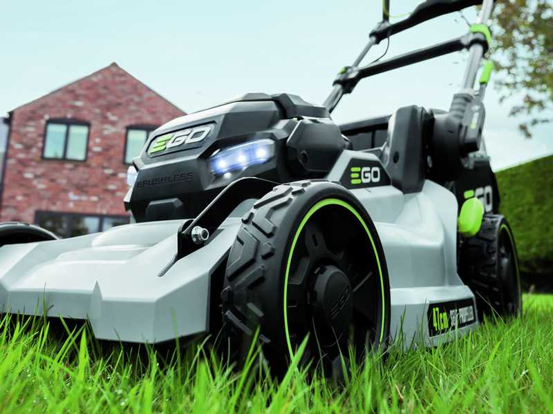 PROMO EGO Tondeuse &agrave; batterie EGO LM1903E-SP - 56V 5Ah - &Oslash; de coupe de 47 cm