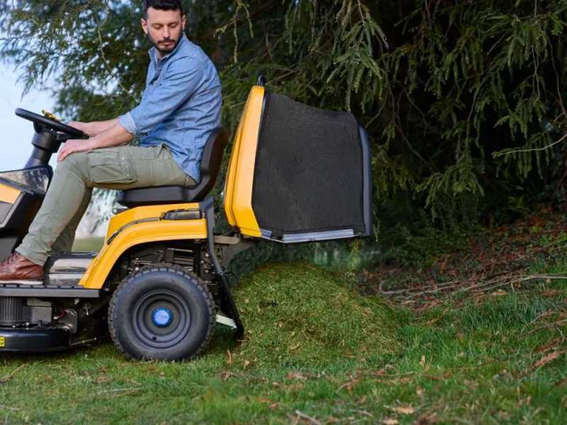Tracteur tondeuse &agrave; batterie Stiga Estate 384e - Bac de ramassage - Puissance 48V/30Ah