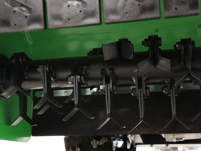 Lampacrescia MGM TTR886 - Tondeuses d&eacute;broussailleuses &agrave; couteaux - Roues jumel&eacute;es - Honda GX390 Pentes fortes