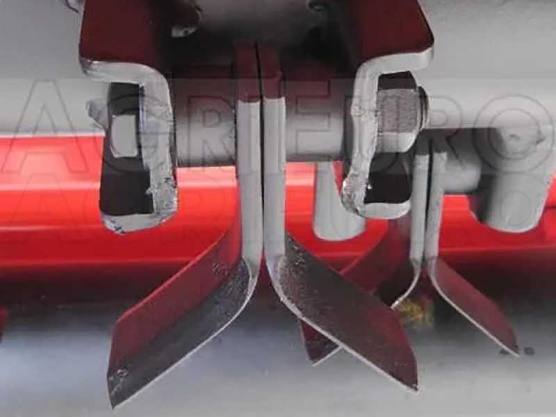 Broyeur horizontal pour tracteur s&eacute;rie l&eacute;g&egrave;re Agrieuro FU 112