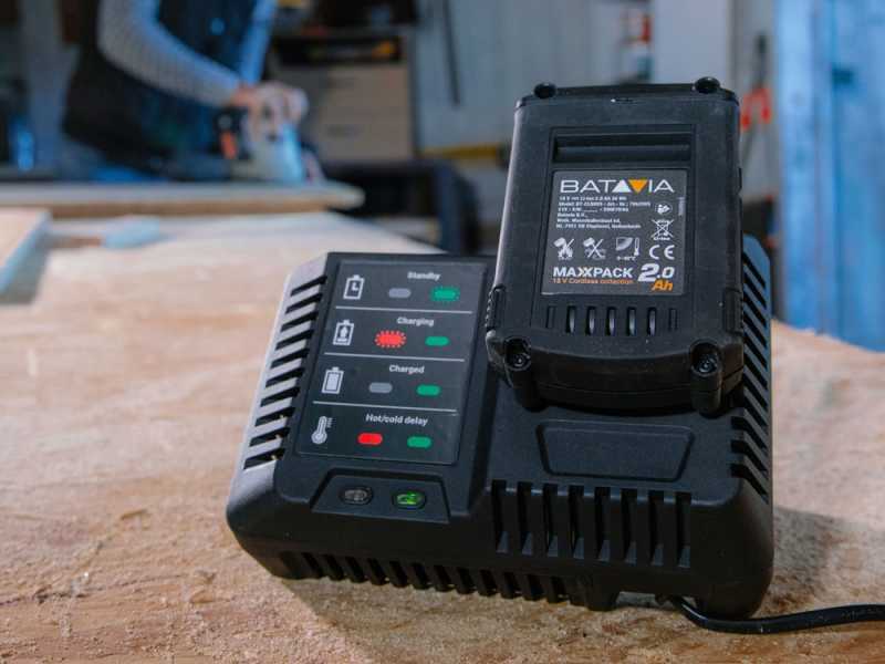 &Eacute;lagueuse sur batterie BATAVIA NEXXSAW ULTRA V3.2 - 18V 4AH
