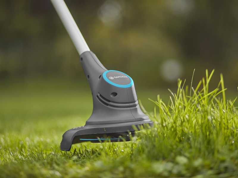 Gardena SmallCut 23/18V P4A - Coupe-bordure &agrave; batterie - 2Ah