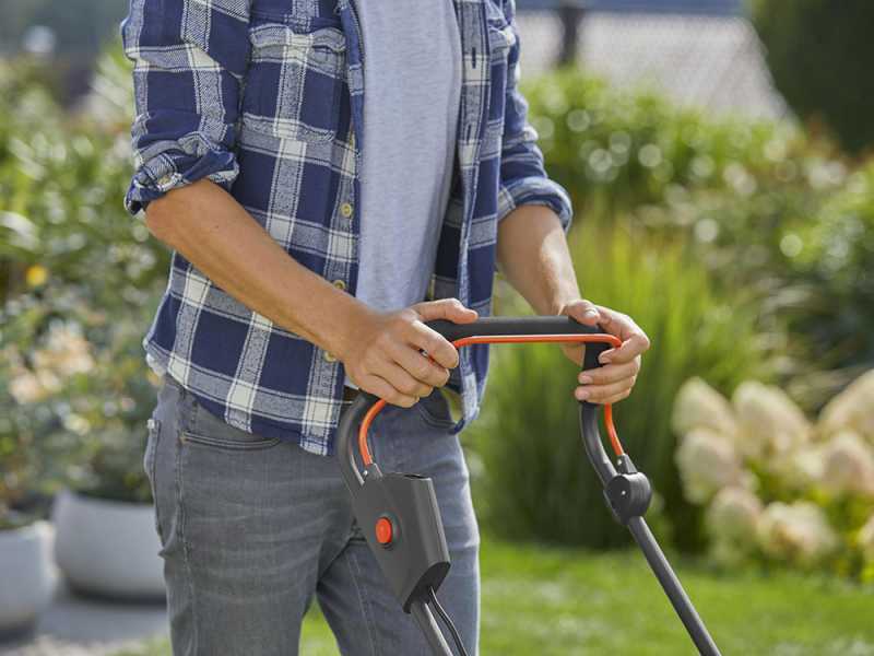 Tondeuse &agrave; gazon sur batterie Gardena PowerMax 37/36V P4A - 4ah - 37 cm