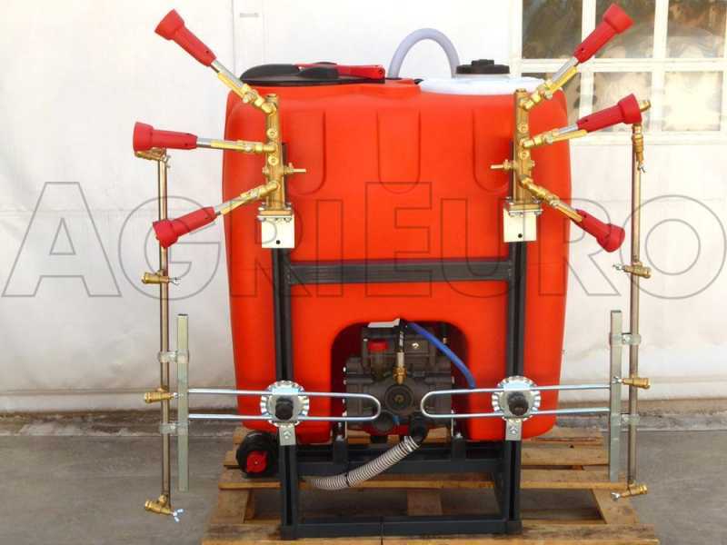 Seven Italy 300L - Cuve de pulv&eacute;risation compacte pour tracteur - Pompe APS71