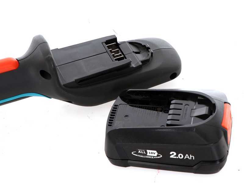 Gardena HighCut 360/18V Solo - S&eacute;cateur &eacute;lectrique de taille avec perche - SANS BATTERIE NI CHARGEUR