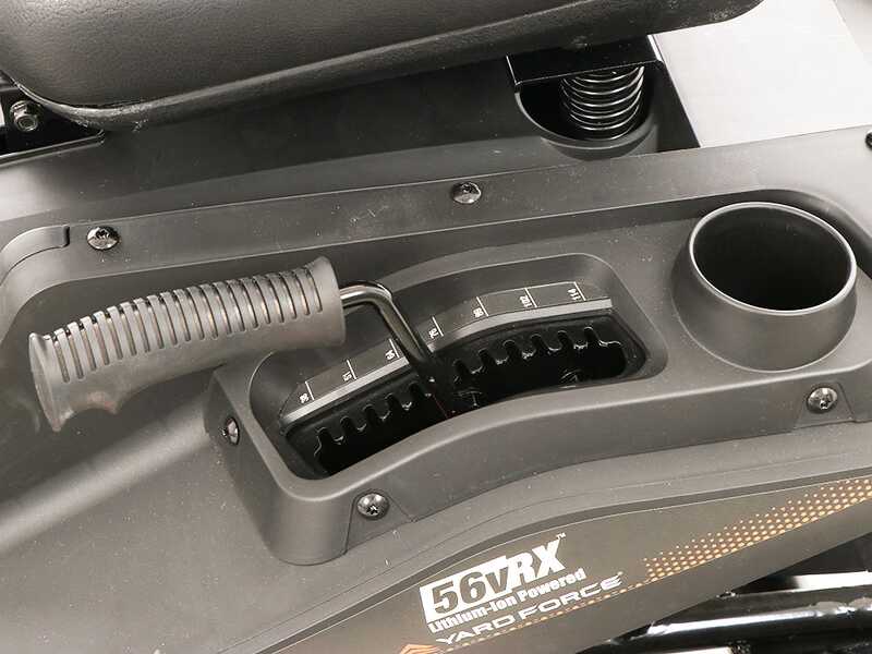 Yard Force E559 - Tondeuse autoport&eacute;e &agrave; batterie - 56V/50Ah - &Eacute;jection lat&eacute;rale et mulching