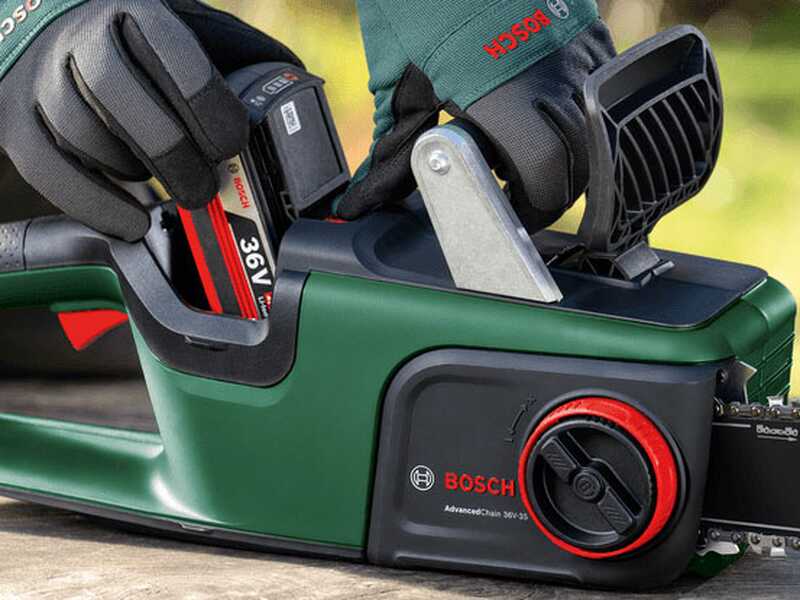 Bosch AdvancedChain 36V-35-40 - Tron&ccedil;onneuse dze coupe &agrave; batterie  - 36V 2Ah - Guide 35 cm