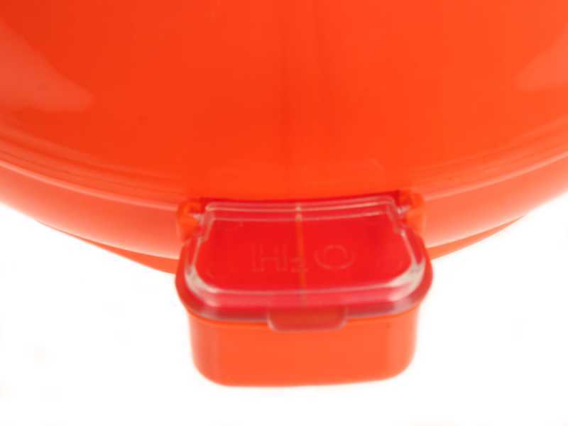 Couveuse pour &oelig;ufs semi-automatique Novital Covatutto 16L pro