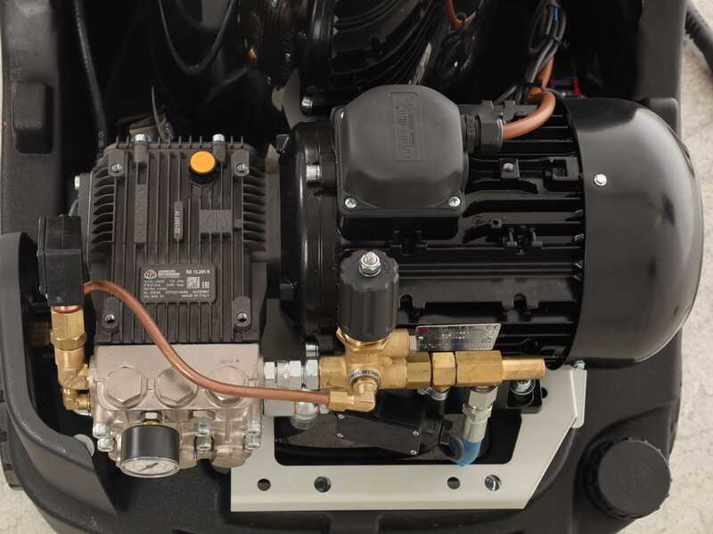 Idromatic Kon 200.15 - Nettoyeur haute pression &agrave; eau chaude professionnel - triphas&eacute; - 200 bar - 900 l/h