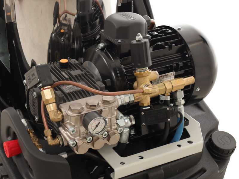 Idromatic Kon 200.15 - Nettoyeur haute pression &agrave; eau chaude triphas&eacute; - pompe en laiton