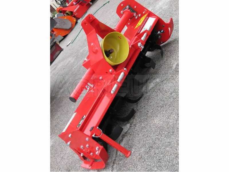 Premium Line HO 145 - Fraise rotative pour tracteur s&eacute;rie l&eacute;g&egrave;re avec d&eacute;port m&eacute;canique