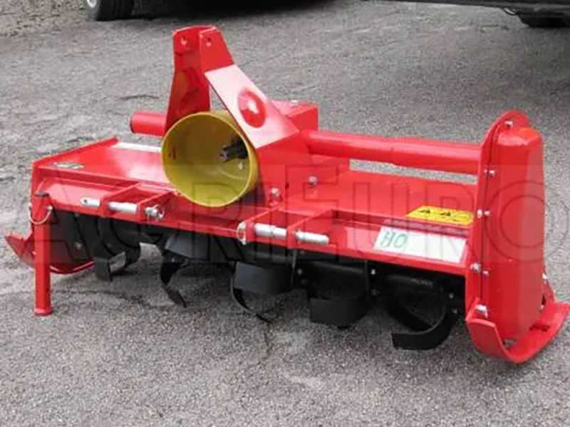 Premium Line HO 145 - Fraise rotative pour tracteur s&eacute;rie l&eacute;g&egrave;re avec d&eacute;port m&eacute;canique