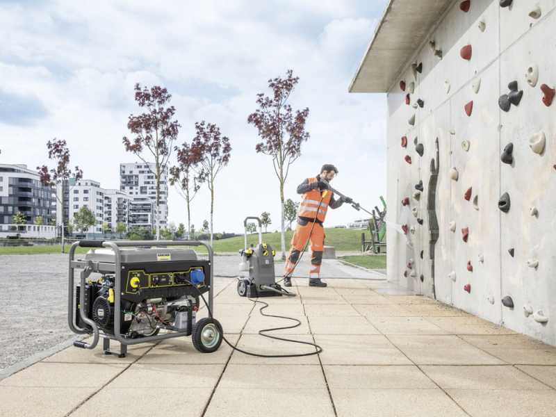 Karcher Pro PGG 6/1 - Groupe &eacute;lectrog&egrave;ne 5.5 kW - Continue 5 kW monofase - &Agrave; chariot