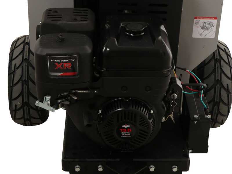 BullMach ZEUS 180 BSE  - Broyeur thermique remorquable - Briggs &amp; Stratton 420cm3 avec d&eacute;marrage &eacute;lectrique