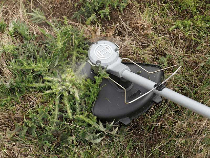 Bosch Advanced BrushCut 36V 23-750 - D&eacute;broussailleuse &agrave; batterie - 2Ah