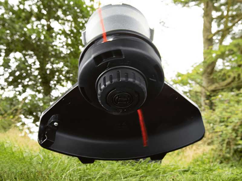 Bosch Advanced BrushCut 36V 23-750 - D&eacute;broussailleuse &agrave; batterie - 2Ah
