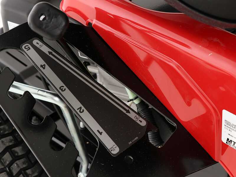 Troy-Bilt TB 60T-S SELECT - Tondeuse autoport&eacute;e - avec &eacute;jection lat&eacute;rale - Moteur de 196 cc