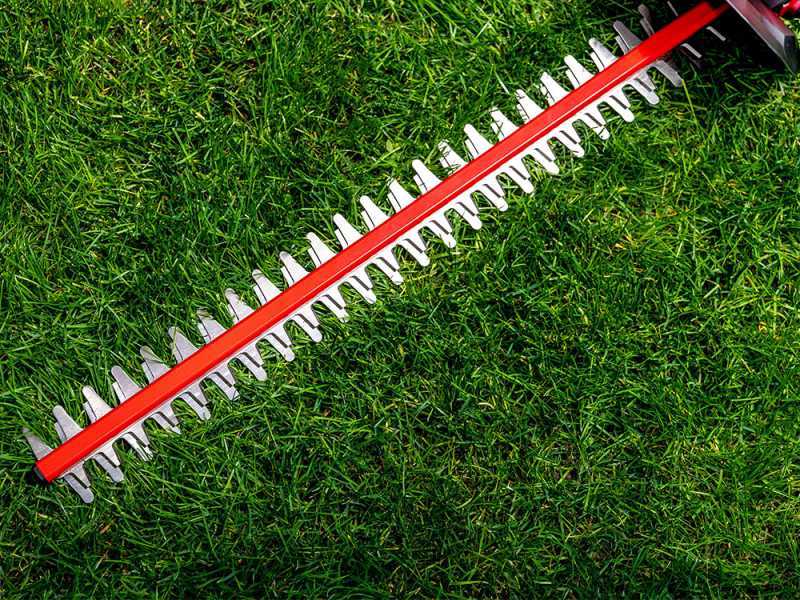  SKIL 0480 CA - Taille-haie &agrave; batterie - Lame de 65cm - 40V - SANS BATTERIE NI CHARGEUR