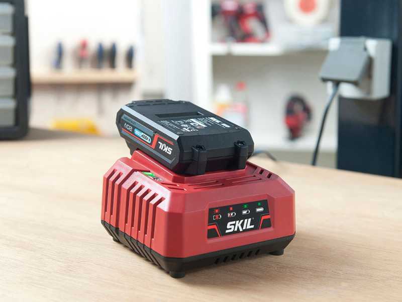 PROMO - Skil 0250 - D&eacute;broussailleuse &agrave; batterie - 20V 2.5Ah
