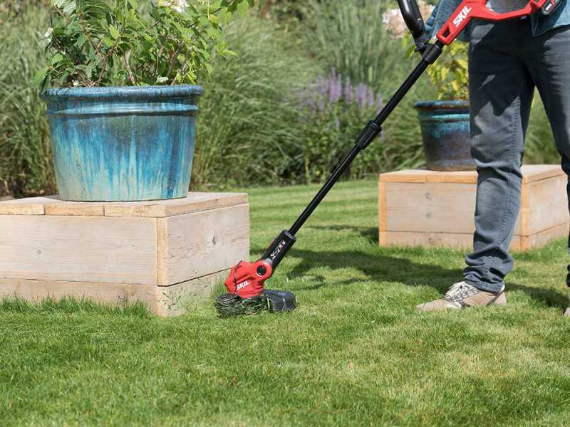 SKIL 0240 CA - Coupe-bordures &agrave; batterie - 20V 2.5Ah
